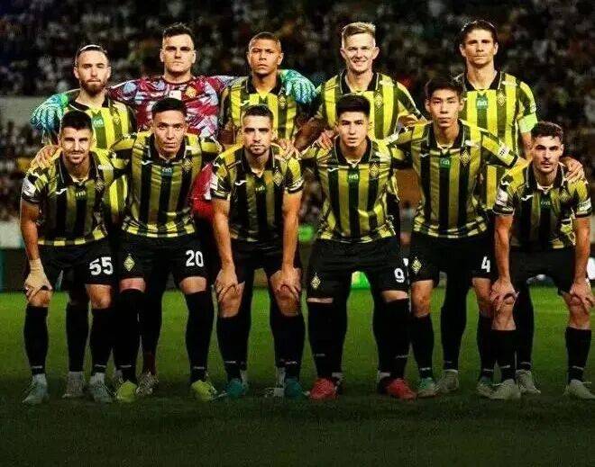 本赛季欧冠，荷甲葡超各有两队不意外，但苏超零球队挺意外——而更意外的是，这个联赛也有两队