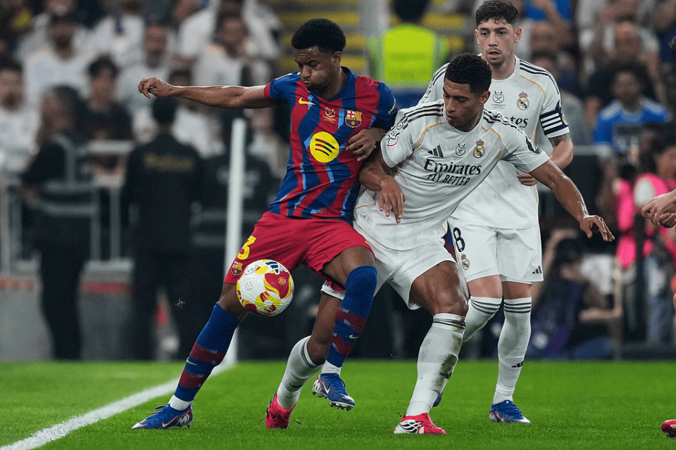 皇马巨星罕见发声：'我和阿隆索从无矛盾，媒体别带节奏！