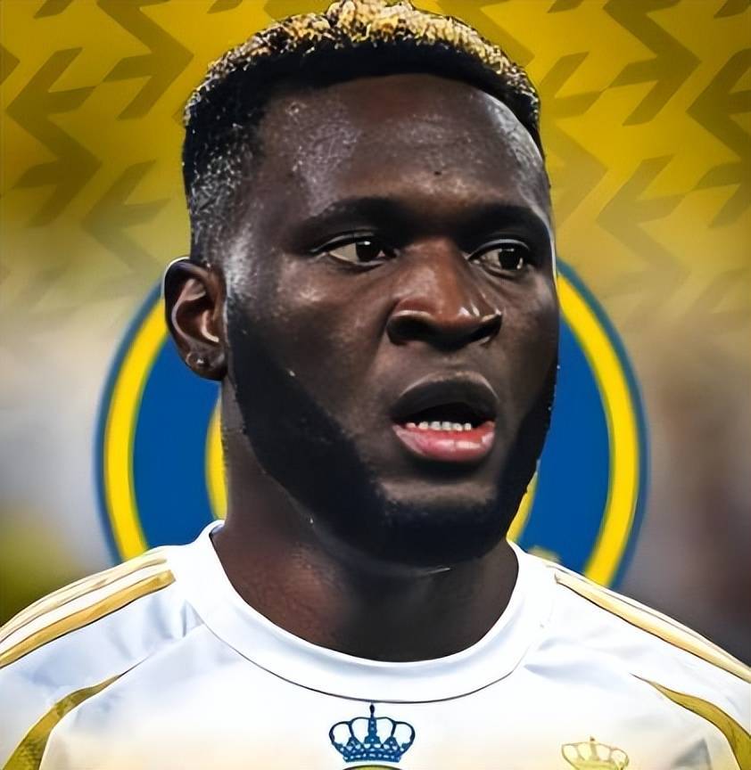 塞超豪门外援中卫提前正式转会加盟上港队！蒋光太为此主动选择留洋去意甲，却被辟谣